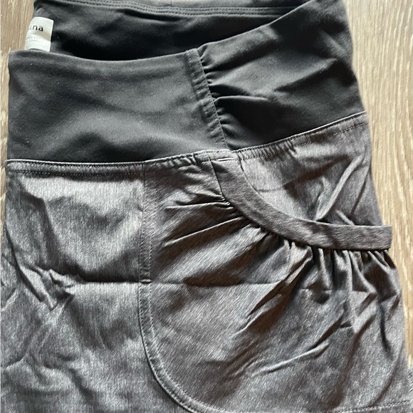 SALE🎈NWOT PRANA GRAY PULL ON PANTS WITH POCKETS AND BLACK WAIST BAND! - Picture 9 of 10